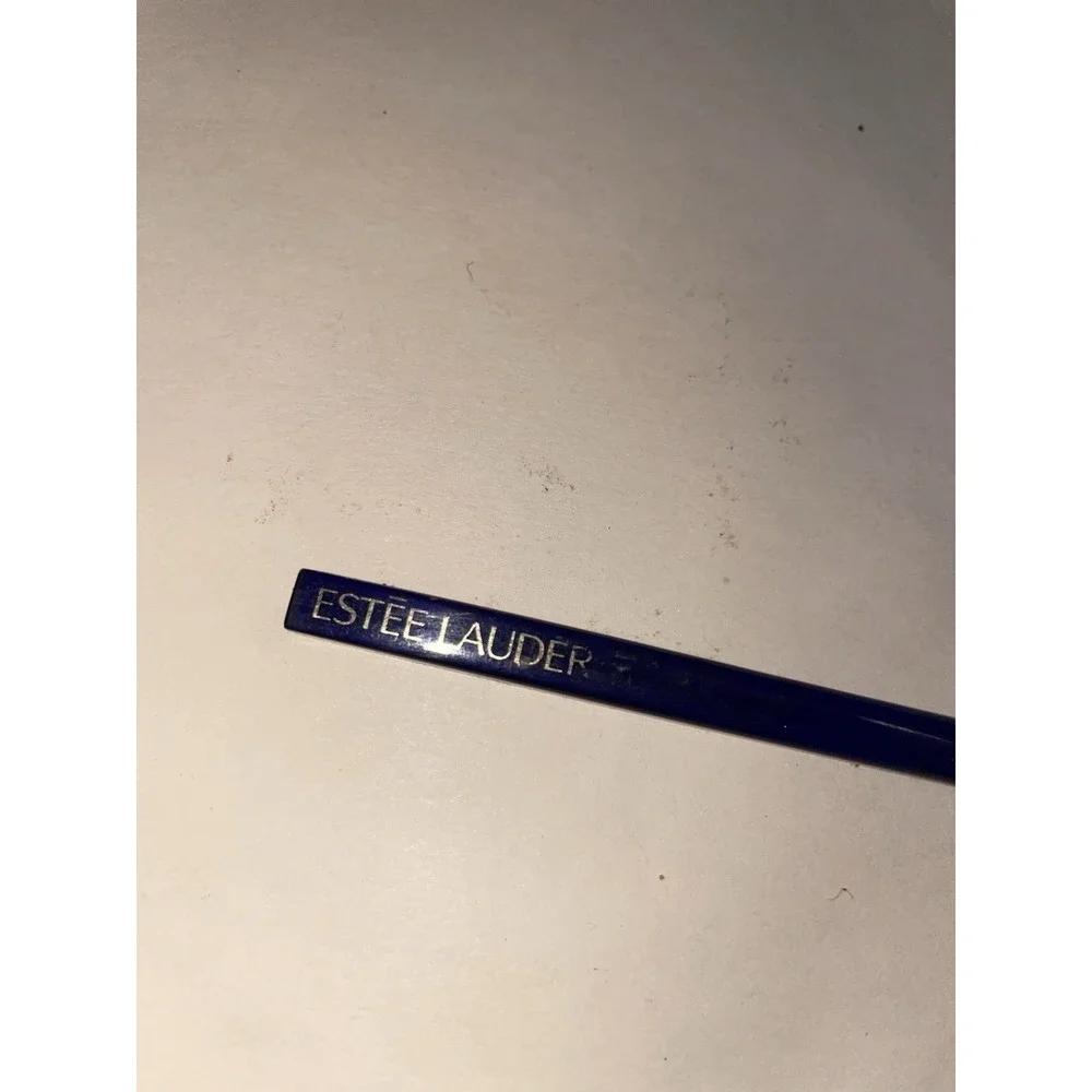 N/A estee lauder
